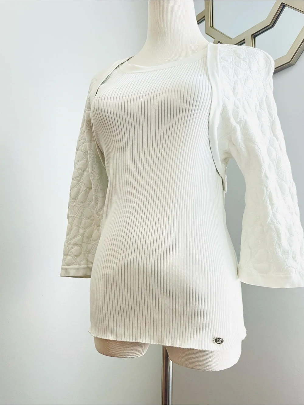 CHANEL knit sweater, size 40